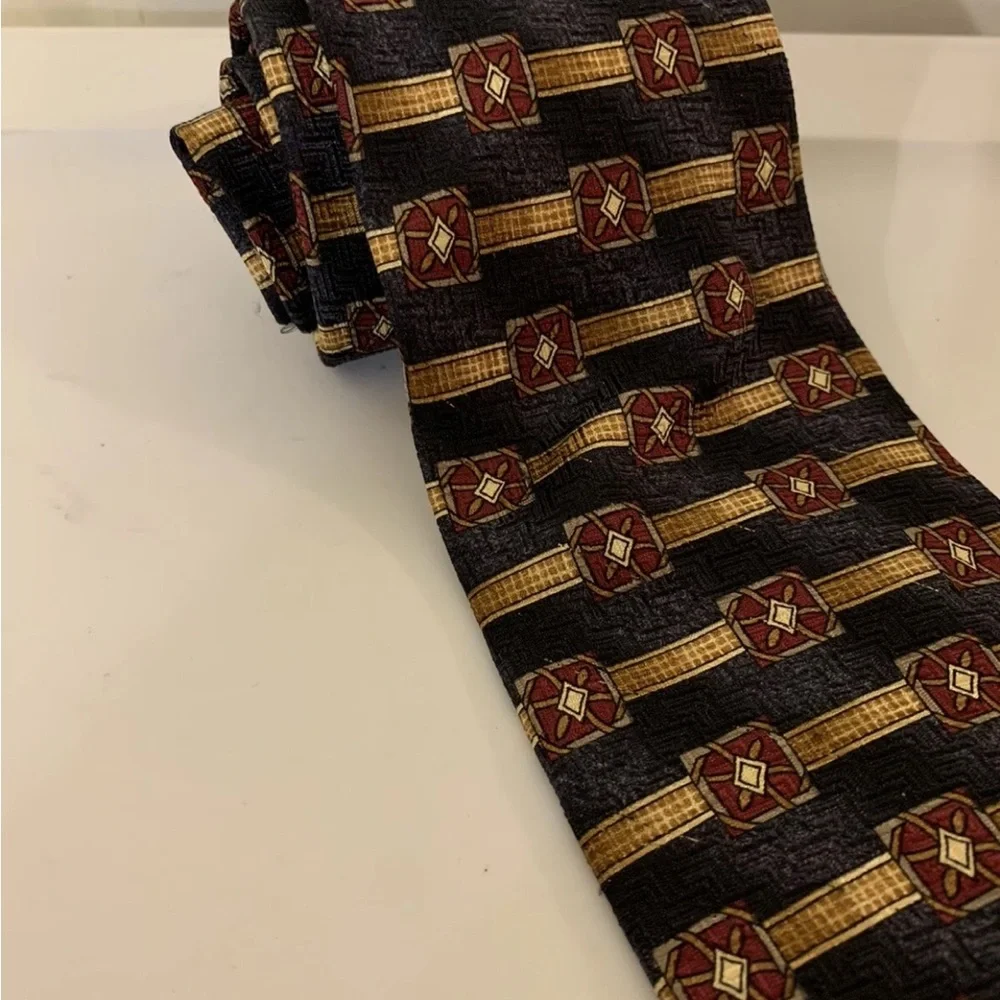 Robert Talbott‎ Studio Black and Gold Patterned Tie